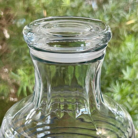 Vintage Anchor Hocking Beehive Ribbed Lidded Clear Glass Carafe Vase - Picture 7 of 14